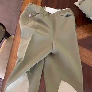 Beautiful Miller’s show breeches